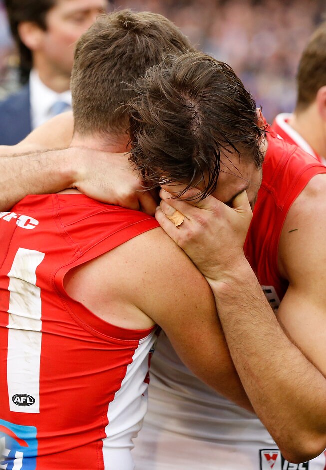 AFL 2016 Toyota AFL Grand Final - Sydney v Western Bulldogs MELBOURNE, AUSTRALIA - OCTOBER 01: Ben McGlynn of the Swans and Josh Kennedy of the Swans look dejected after the 2016 Toyota AFL Grand Final match between the Sydney Swans and the Western Bulldogs at the Melbourne Cricket Ground on October 01, 2016 in Melbourne, Australia. (Photo by Justine Walker/AFL Media)